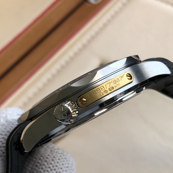 オメガ時計角部分ディテール